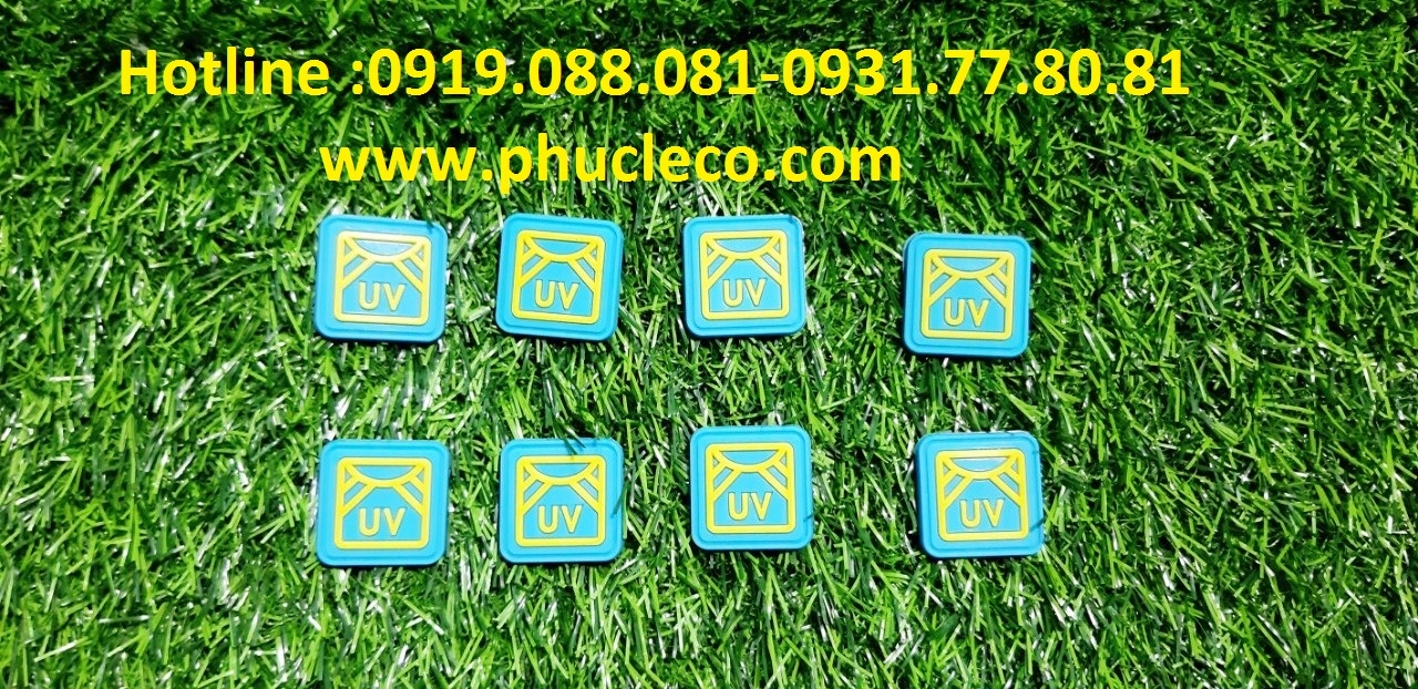 Tem nhãn nhựa cho ngành may mặc 3